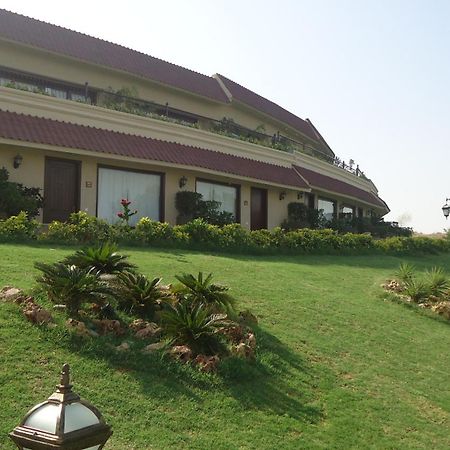 Dreamworld Resort, Hotel & Golf Course Karachi Habitación foto