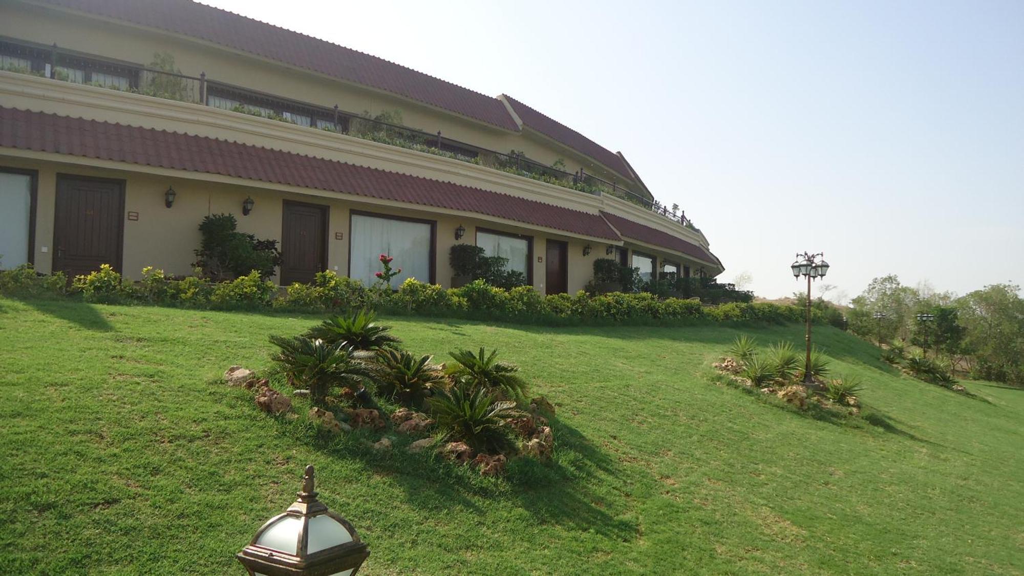 Dreamworld Resort, Hotel & Golf Course Karachi Habitación foto
